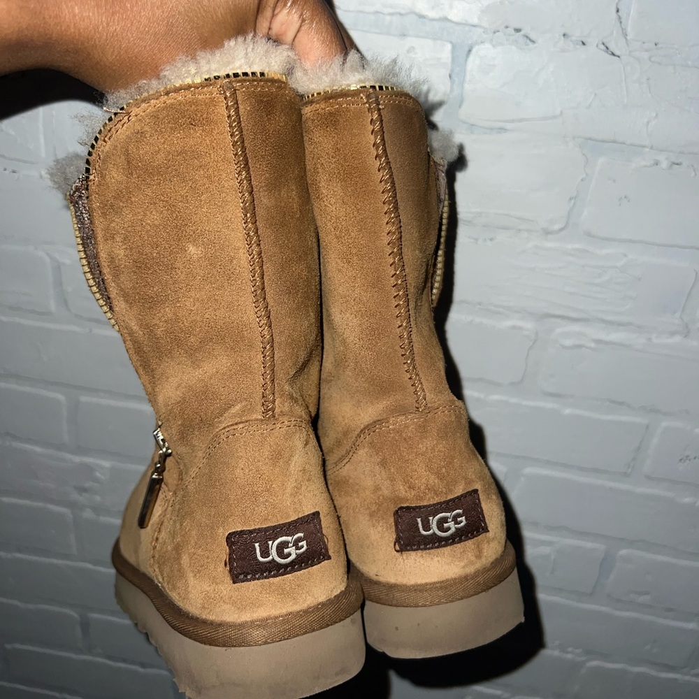 Women UGGS